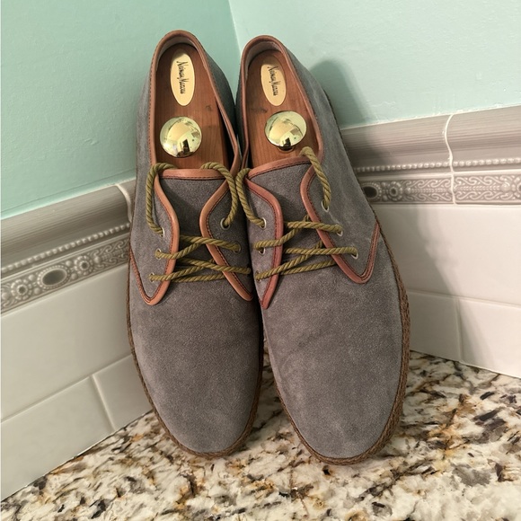 COPY - ROGUE - Picture 3 of 6